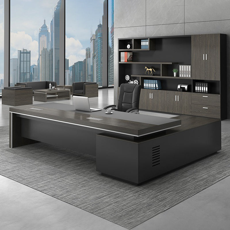 大型役員デスク|重厚感 エレガント ケーブルボックスあり