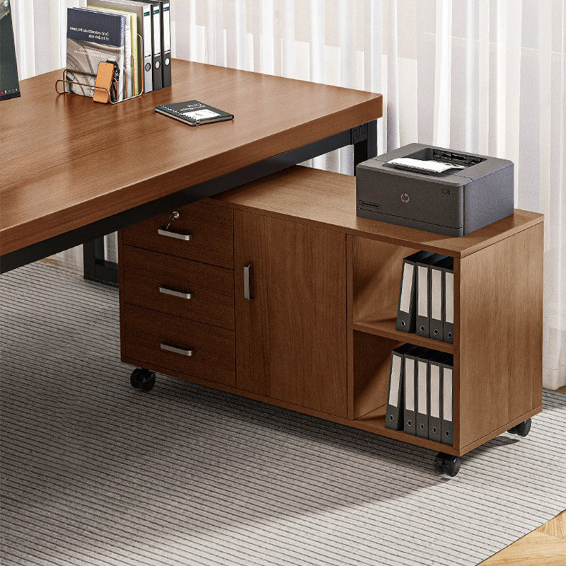 大型役員デスク|シック キャスター付き 優れた機能性