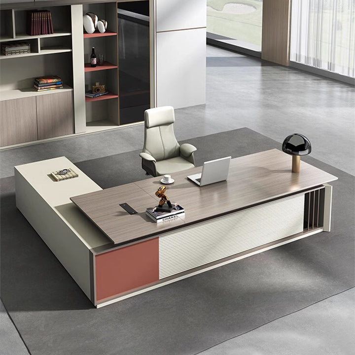 大型役員デスク|高級感 現代性 USBポート付き