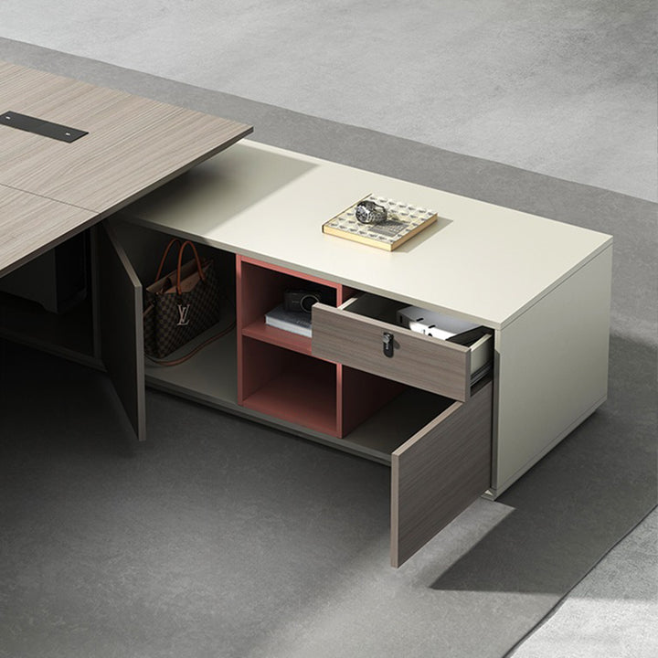 大型役員デスク|高級感 現代性 USBポート付き