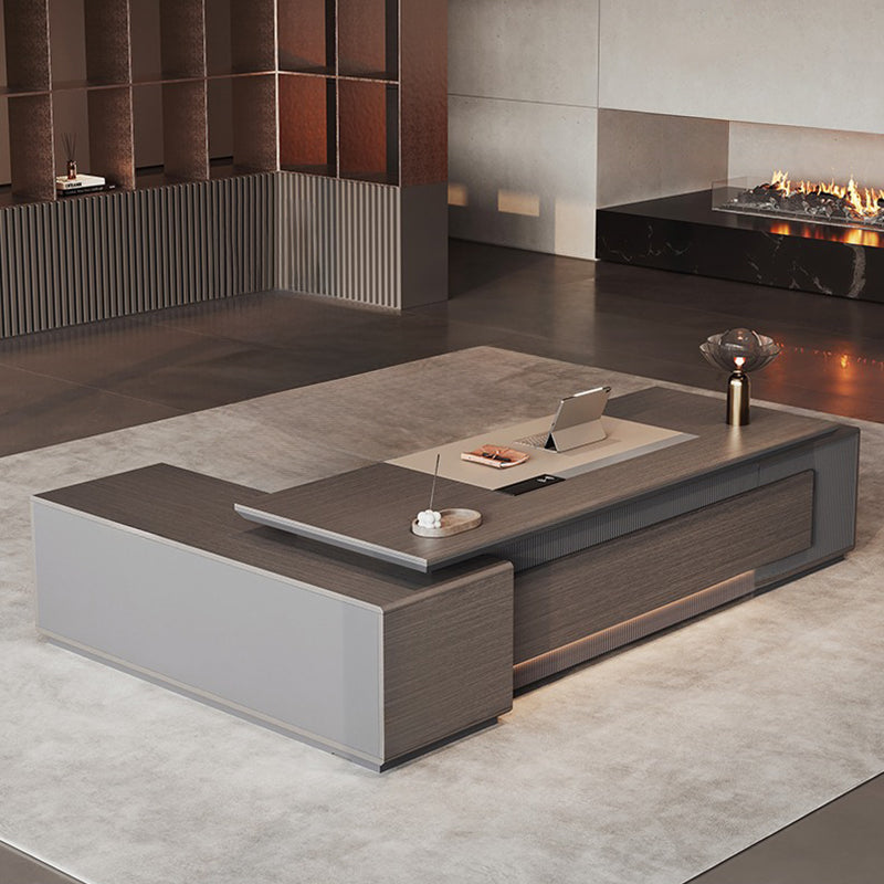 大型役員デスク|高品質 高貴な雰囲気 コードホール付き