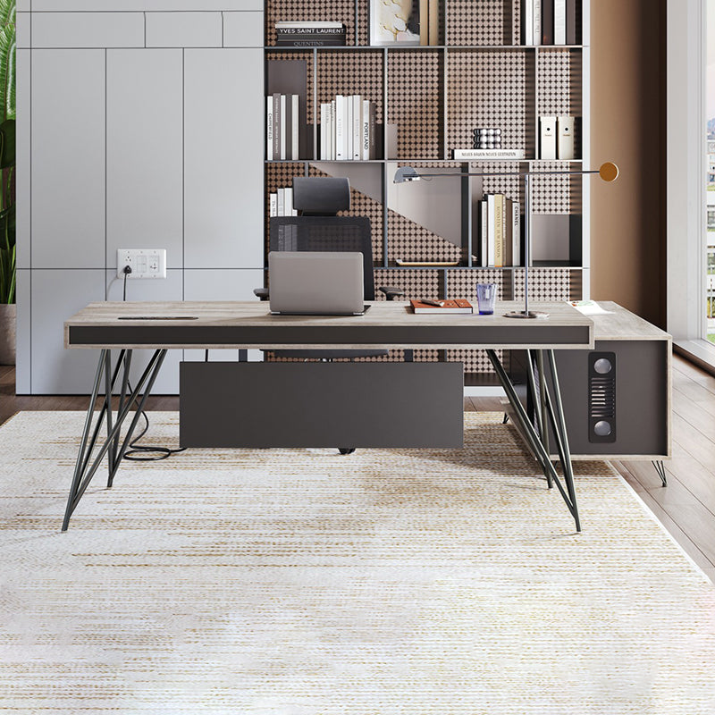 大型役員デスク|シンプル 優雅さ ロック付き