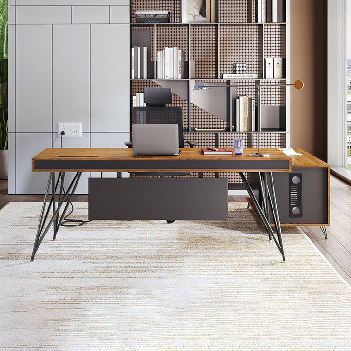 大型役員デスク|シンプル 優雅さ ロック付き