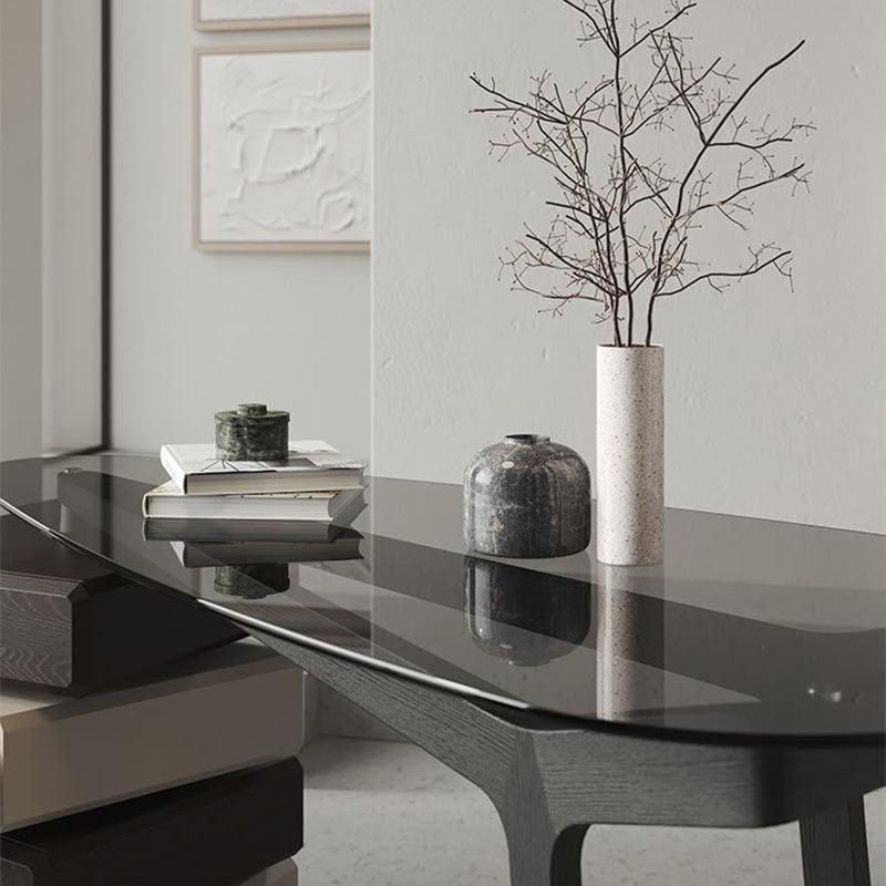 モダンな強化ガラステーブルイタリア製