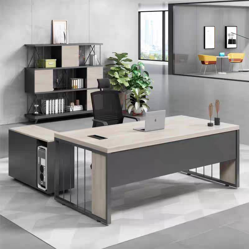 壁面収納｜インダストリアルモダン エレガント 堅牢性