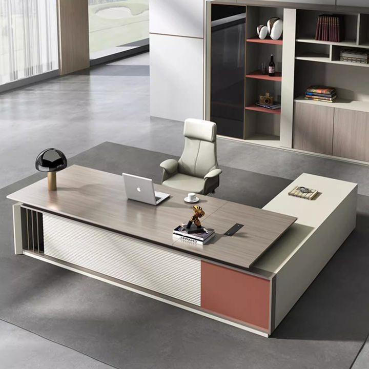 壁面収納｜強化ガラスパネル モダンクラシック 空間構成力