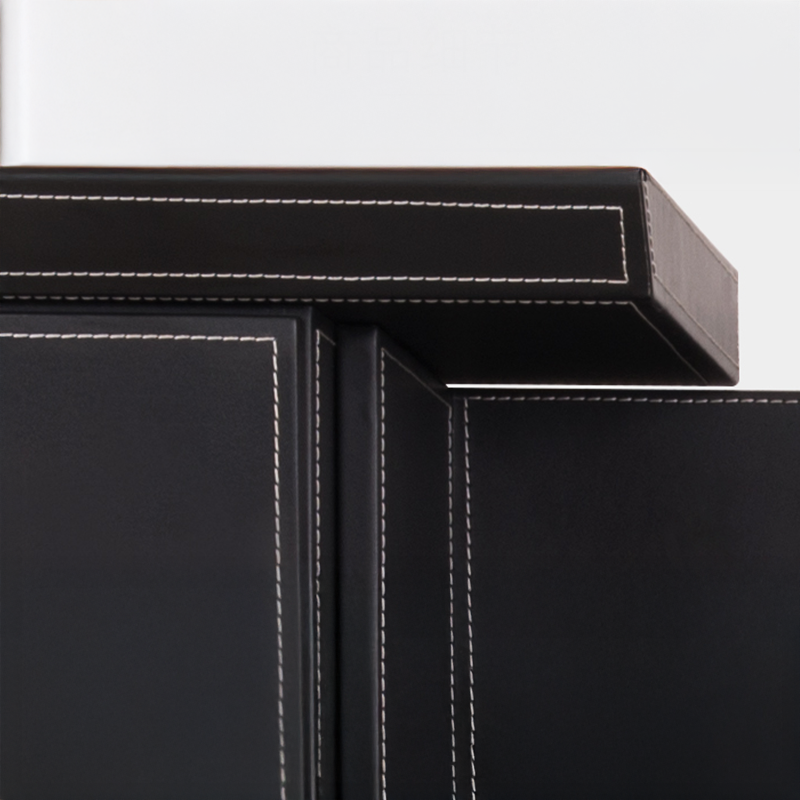 壁面収納｜サドルレザー調 プレステージ 耐久設計