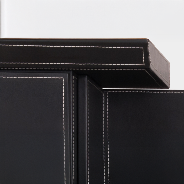 壁面収納｜サドルレザー調 プレステージ 耐久設計