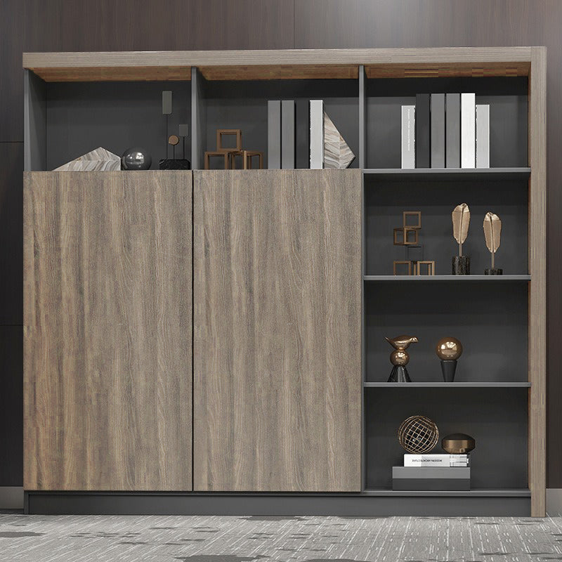 壁面収納｜ビジネスシーン シンプル 高品質